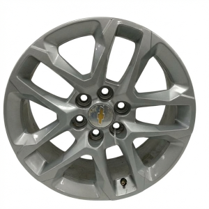2018-2024 Chevrolet Traverse Silver 18-inch 10-Spoke Silver Painted Alloy Wheel (Used OEM)