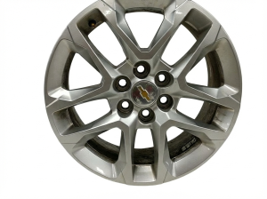 2018-2024 Chevrolet Traverse Silver 18-inch 10-Spoke Silver Painted Alloy Wheel (Used OEM)