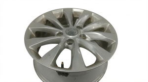 2017-2020 Chrysler Pacifica Silver 10-Spoke Turbine Alloy Wheel (Used OEM)
