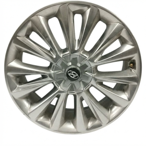 2020 Hyundai Palisade 20x7.5 14-Spoke Smoked Hyper Silver Alloy Wheel (Used OEM)