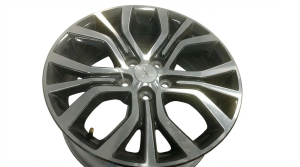 2016-2019 Mitsubishi Outlander Silver 18x7 Machined Charcoal Alloy Wheel (Used OEM)