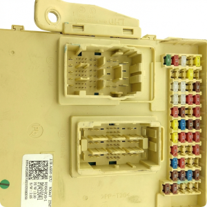 2022-2023 Hyundai Santa Cruz Cabin Fuse Box Assembly (Used OEM)
