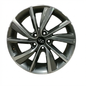 2019-2020 Hyundai Santa Fe 18x7.5 Machined Charcoal Alloy Wheel (Used OEM)