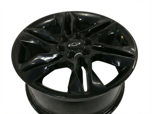 2021-2022 Chevrolet Blazer Black 18-Inch Gloss Black Alloy Wheel (Used OEM)