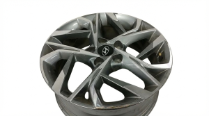 2020-2023 Hyundai Sonata 17x7 5-Split Spoke Machined Charcoal Alloy Wheel (Used OEM)