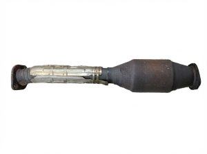 2017-2021 Nissan NV3500 Catalytic Converter - Left or Right (EPA Re-Certified OEM)