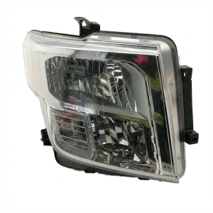 2017-2019 Nissan TITAN Headlight Assembly - Right (Passenger) (Used OEM)