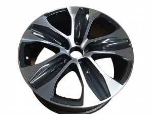 2020-2025 Toyota Highlander Gray 18x8 5-Spoke Machined Charcoal Alloy Wheel (Remanufactured OEM)