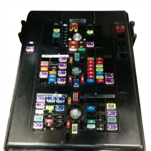 2023-2025 Ford F-350 Super Duty Underhood Fuse Box Assembly (Used OEM)