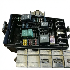 2018-2023 Volkswagen Atlas Underhood Engine Compartment Fuse Box Assembly (Used OEM)