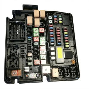 2019-2021 Kia Sedona Underhood Engine Fuse Box (Used OEM)
