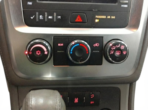 2013-2016 GMC Acadia Manual Temperature Control Assembly (Used OEM)