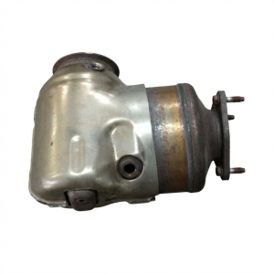 2017-2018 Volvo V60 Catalytic Converter (EPA Re-Certified OEM)