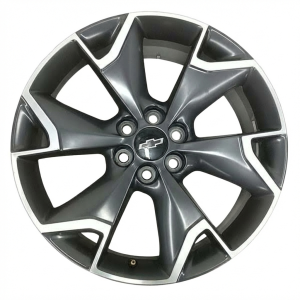 2021-2022 Chevrolet Blazer Black 20x8 6-Spoke Machined Charcoal Alloy Wheel (Used OEM)