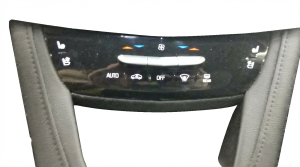 2017 Cadillac XT5 Automatic Temperature Control Module (Used OEM)