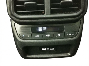 2023-2025 Honda Pilot Rear Automatic Temperature Control Module (Used OEM)