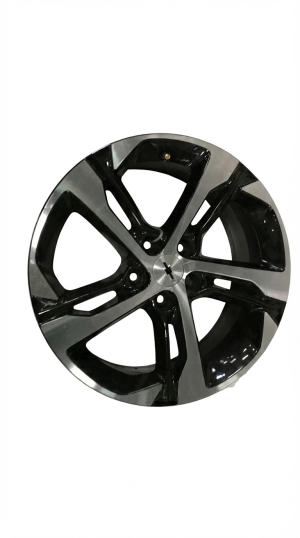 2024-2025 Chevrolet Trax Black 18-Inch Machined Black Alloy Wheel (Used OEM)