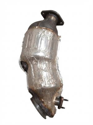 2022-2024 Jeep Grand Cherokee Catalytic Converter (EPA Re-Certified OEM)
