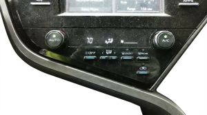 2018-2024 Toyota Camry Automatic Temperature Control Module (Used OEM)