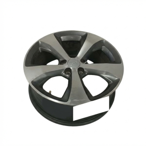 2020-2022 Jeep Cherokee Gray 18x7 5-Spoke Polished Gray Alloy Wheel (Used OEM)