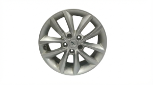 2016-2018 Kia Sorento 17x7 10-Spoke Silver Painted Alloy Wheel (Used OEM)