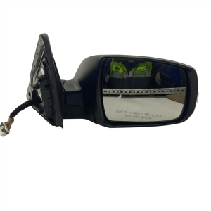 2014-2015 Kia Sorento White Power Blind Spot Signal Door/Side View Mirror - Right (Passenger) (Used OEM)