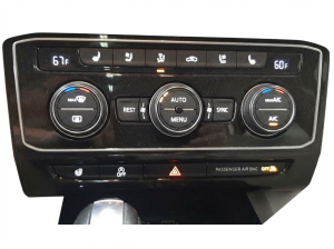 2018-2020 Volkswagen Atlas Automatic Temperature Control Module (Used OEM)