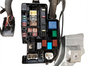 2006-2012 Toyota RAV4 Underhood Engine Fuse Box Assembly - Left (Driver) (Used OEM)