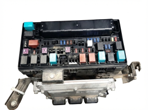 2011-2017 Honda Odyssey Underhood Engine Fuse Box and Wiring Harness Assembly (Used OEM)