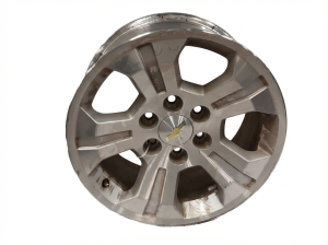 2015-2020 Chevrolet Suburban 18x8.5 5-Spoke Machined Silver Alloy Wheel (Used OEM)