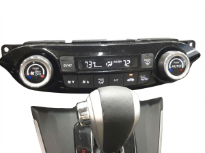 2015-2016 Honda CR-V Automatic Temperature Control Assembly (Used OEM)