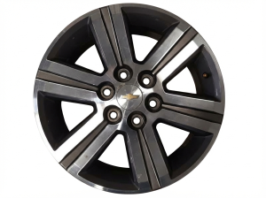 2015-2017 Chevrolet Traverse Silver 18x7.5 6-Spoke Machined Charcoal Alloy Wheel (Used OEM)