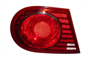 2004-2006 Kia Amanti Trunk Lid Tail Light Assembly - Left (Driver) (Used OEM)
