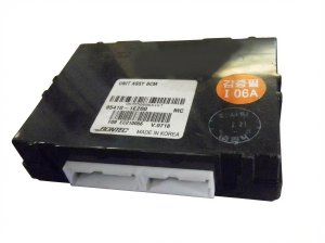 2006 Hyundai Accent Body Control Module (Used OEM)
