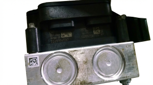 2015-2019 Nissan Sentra ABS Pump and Control Module Assembly (Used OEM)