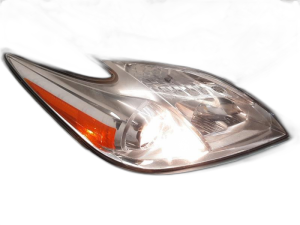 2012-2015 Toyota Prius Halogen Headlight Assembly - Left (Driver) (Used OEM)