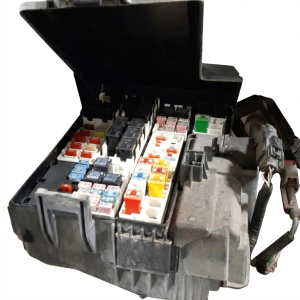 2015 Ford F-150 Underhood Engine Fuse Box Assembly (Used OEM)