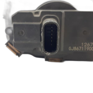 2019-2021 Chevrolet Suburban Fuel Injection Throttle Body Assembly (Used OEM)