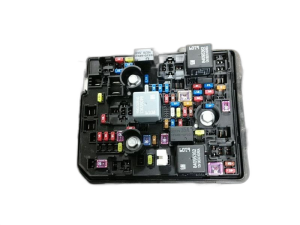 2021-2022 Chevrolet Trailblazer Underhood Fuse Box Assembly (Used OEM)