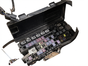 2009-2014 Ford E-250 Underhood Engine Fuse Box Assembly (Used OEM)