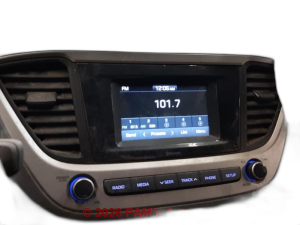 2018-2022 Hyundai Accent AM-FM Radio Control Panel with 5.0-Inch Display (Used OEM)