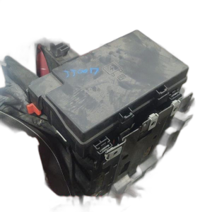 2018-2020 Dodge Durango Engine Fuse Box (Used OEM)