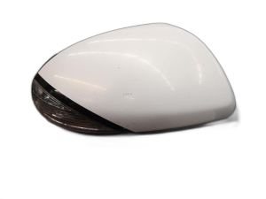 2012-2013 Mazda 3 White Power Blind Spot Assist Door/Side View Mirror with Signal Lamp - Right (Passenger) (Used OEM)
