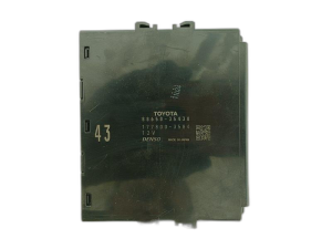 2014-2019 Toyota 4Runner Temperature Control Module (Used OEM)
