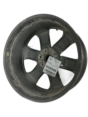 2018-2024 Chevrolet Traverse Black 6-Spoke Machined Charcoal Alloy Wheel (Remanufactured OEM)