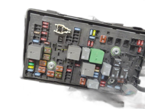 2021-2022 GMC Canyon Underhood Fuse Box Assembly (Used OEM)