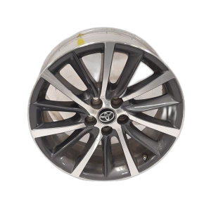 2017-2019 Toyota Highlander Gray 18-inch 14-Spoke Machined Charcoal Alloy Wheel (Used OEM)