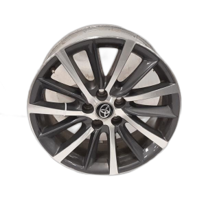 2017-2019 Toyota Highlander Gray 18-inch 14-Spoke Machined Charcoal Alloy Wheel (Used OEM)