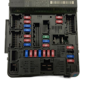 2015-2018 Nissan Altima Intelligent Power Distribution Control Module (Used OEM)