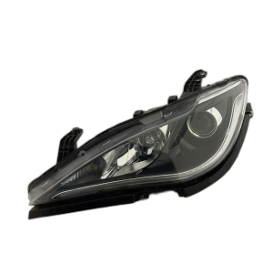 2017-2020 Chrysler Pacifica Headlight Assembly - Left (Driver) (Used OEM)